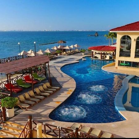 Punta Me Apartment Beach Front In The Hotel & Waterpark Cancún Exterior foto