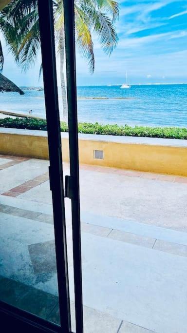 Punta Me Apartment Beach Front In The Hotel & Waterpark Cancún Exterior foto
